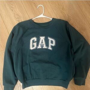 GAP Green Sweatshirt